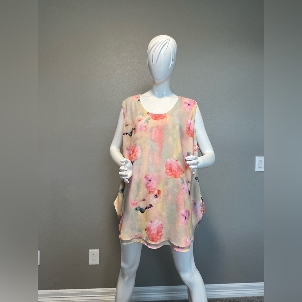 Melissa McCarthy Seven7 Floral Watercolor Top
